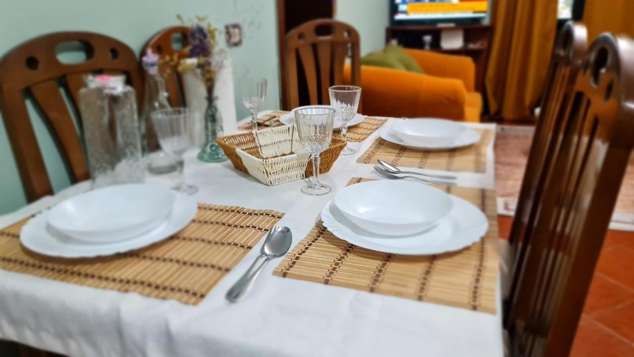 Calmly, Spacious Apartment Next To Usa Embassy Тирана Экстерьер фото