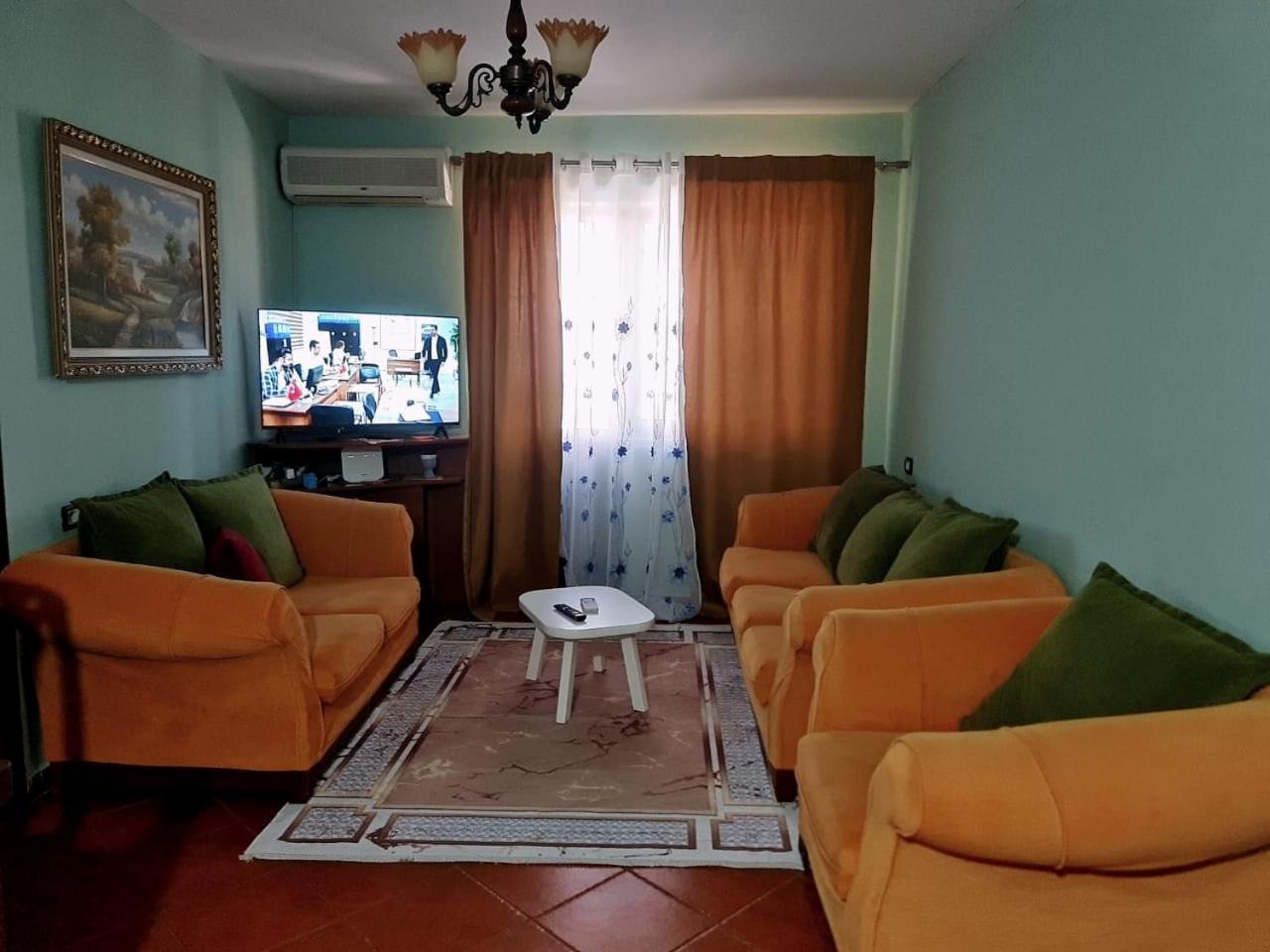 Calmly, Spacious Apartment Next To Usa Embassy Тирана Экстерьер фото